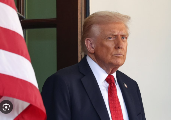 Shock in Washington: Donald Trump’s Silent Moment Says More Than Words