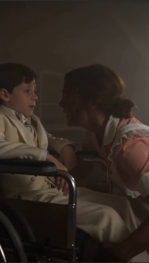 "The Mansion Caught Fire and Everyone Ran for Their Lives—But When the Family Refused to Go Back for the Disabled Heir, the Maid Entered the Flames and Discovered Why They Had Left Him There