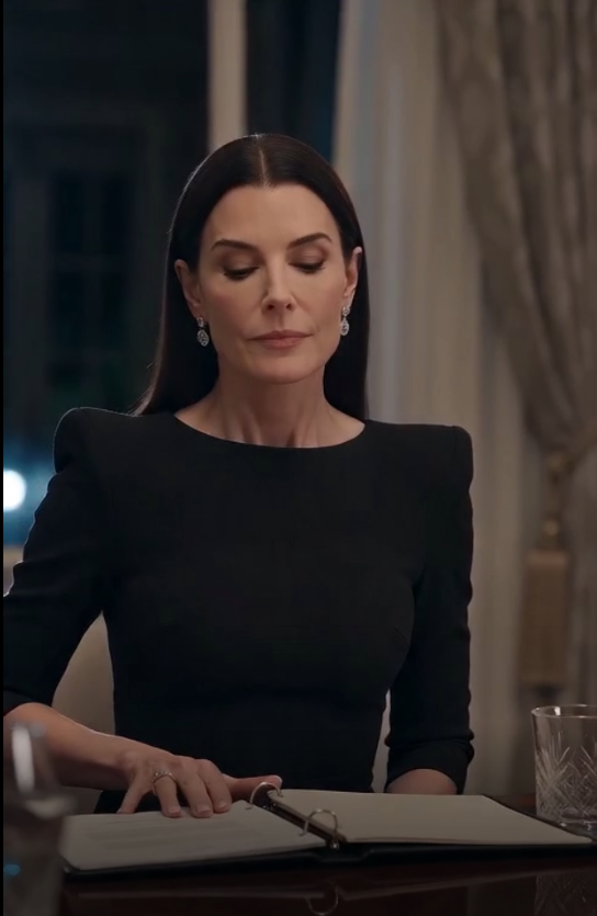 My husband shoved divorce papers at me in front of his pregnant mistress and ordered me to sign in silence before security dragged me out. His biggest mistake?