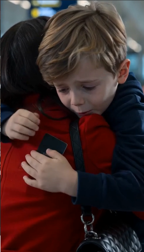 My wealthy ex-husband smiled when our 13-year-old son chose him in court, saying, “Mom can’t give me a future.” But before leaving the country, my son slipped a black card into my coat and whispered, “Don’t cry—wait for me.”