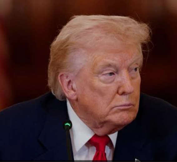 UP NEWS, Trump’s Quiet Moment in Washington: A Pause That Said It All