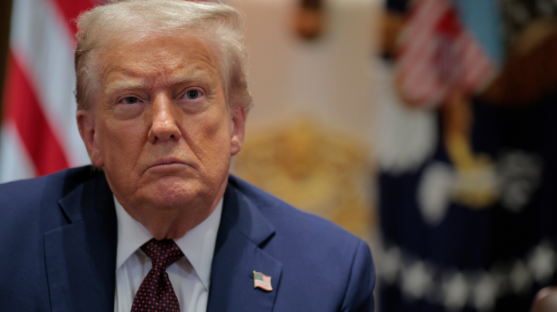 Viral Political Graphic Targeting Donald Trump Highlights How Digital Narratives Are Reshaping Public Perception