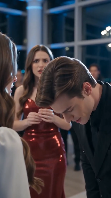 The CEO Bowed to the Woman They Had Just Humiliated