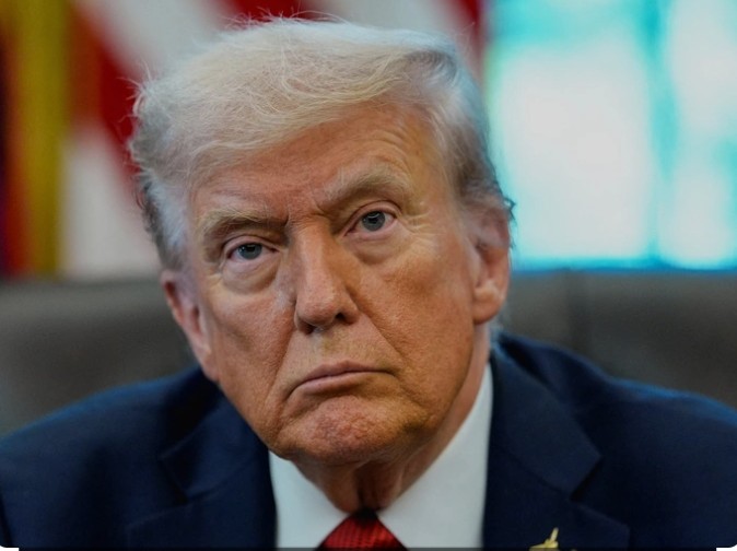 Trump’s Quiet Moment in Washington: A Pause That Said So Much