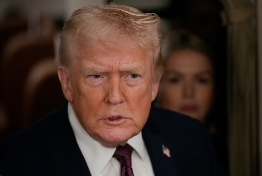OMGG Donald Trump’s Quiet Moment in Washington : A Pause That Spoke Volumes… See More💥.tr