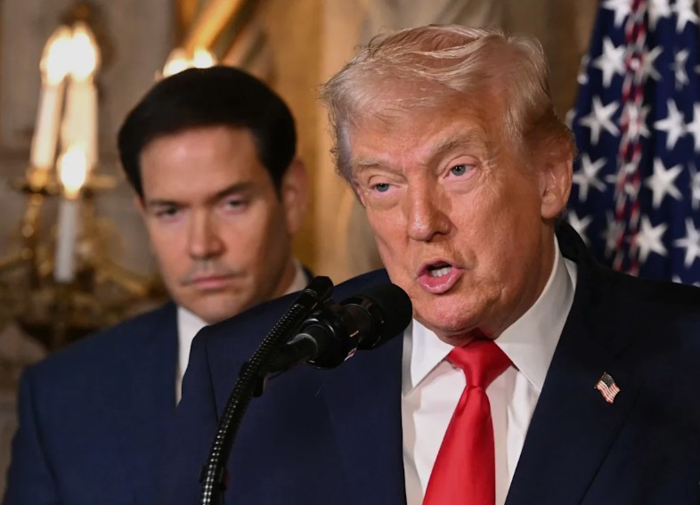 BREAKING NEWS - Fox News Cuts Live Feed for Emergency Trump Announcement..ra