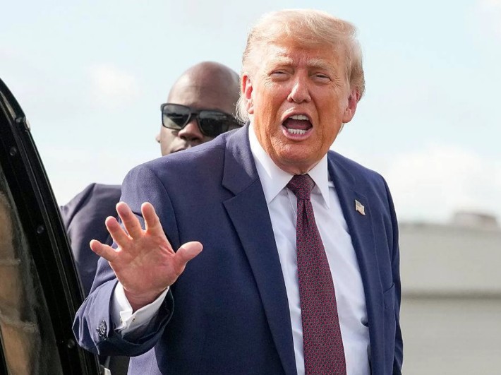 5 MINUTES AGO: Donald Trump Faces New Political Headwinds... Read More1