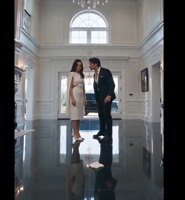 My Husband Kicked Me Out for His Fiancée… Until He Learned I Owned His Entire Empire