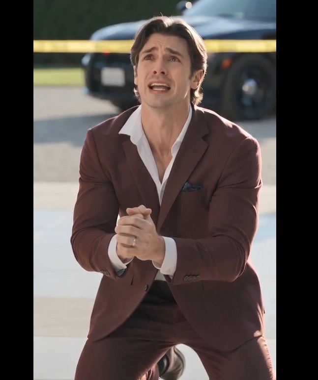 He Let His Mistress Wear My Silk Robe While His Parents Stuffed My Life Into Trash Bags, Then Slid Divorce Papers Across the Counter and Said, “Take One Suitcase and Leave”—But When I Came Down Carrying Our 6-Year-Old Son, I Quietly Reminded Him of the One Thing He Never Bothered to Check About the House
