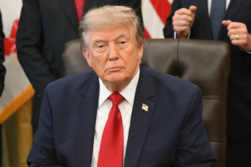 5 MINUTES AGO: DONALD TRUMP GETS MORE BAD NEWS... SEE MORE.