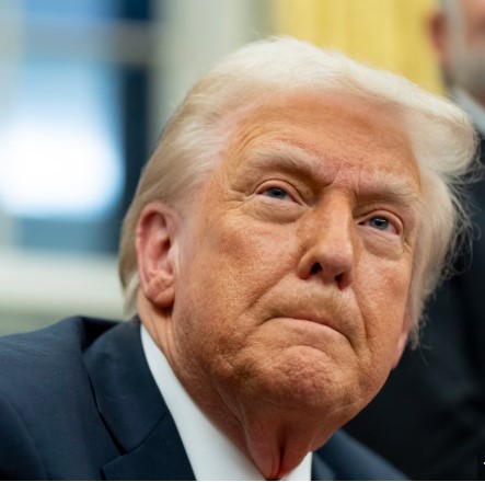 Trump’s Quiet Pause in Washington: When Silence Spoke Volumes