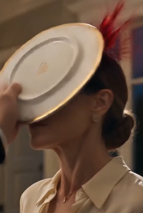 My Husband Smashed a Plate Over My Head at Family Dinner Because I Refused to Give His Mom My Apartment… Then I Stood Up and Said, “You Have No Idea What I’m Capable Of.”