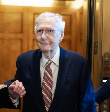 Washington Stunned After Mitch McConnell Replacement Is Revealed — Trump Already Notified