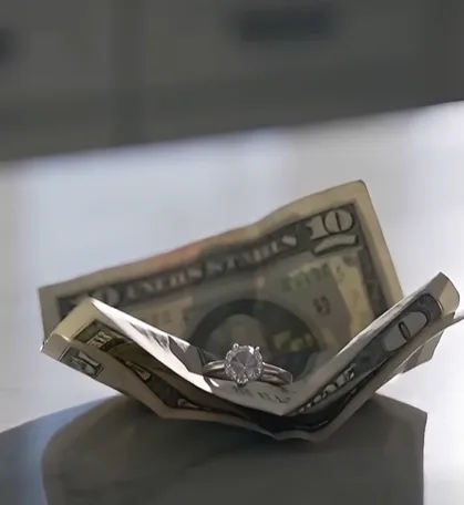 My Husband Gave Me $15 for a Taxi to the Hospital—He Had No Idea Where I Was Really Going