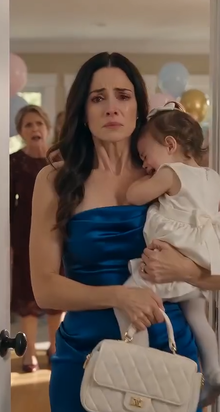 My brother slapped my two-year-old daughter in front of the entire family—but the folder I opened afterward left every one of them begging for forgiveness