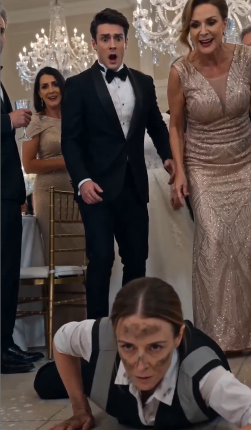 "The cleaning lady was humiliated at the wedding… Until the groom knelt down and called her 'President'"
