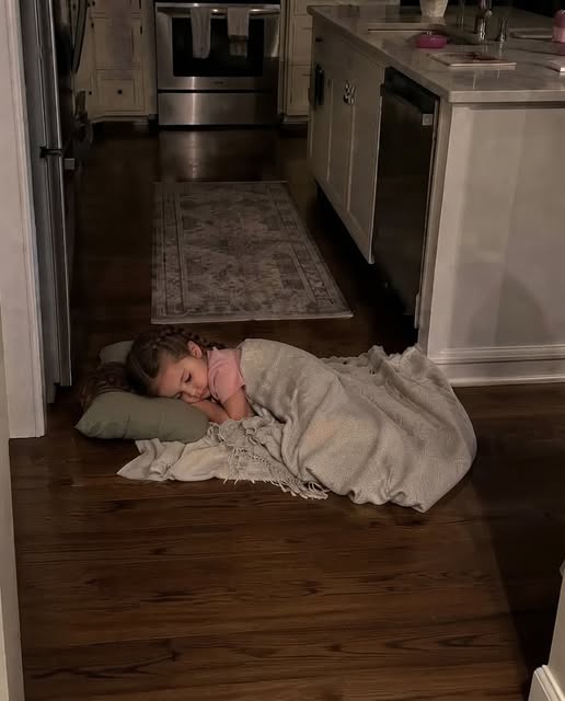 I Came Home from a Week-Long Business Trip and Found My Daughter Sleeping on the Kitchen Floor—But One Glance Inside Her Bedroom Left Me Frozen