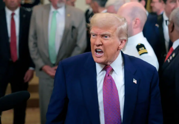 Trump’s Quiet Moment in Washington: A Pause That Spoke Volumes Hot news