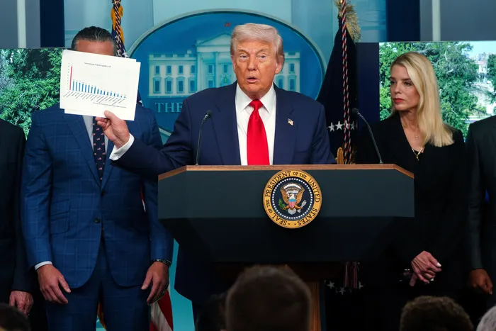 Trump’s Quiet Moment in Washington: A Pause That Spoke Volumes hot