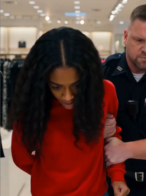 She was just trying to buy her mother a birthday gift.
