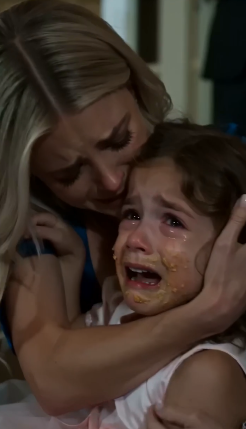 La niña que fue humillada en la boda… no sabía quién era realmente su madre 😱