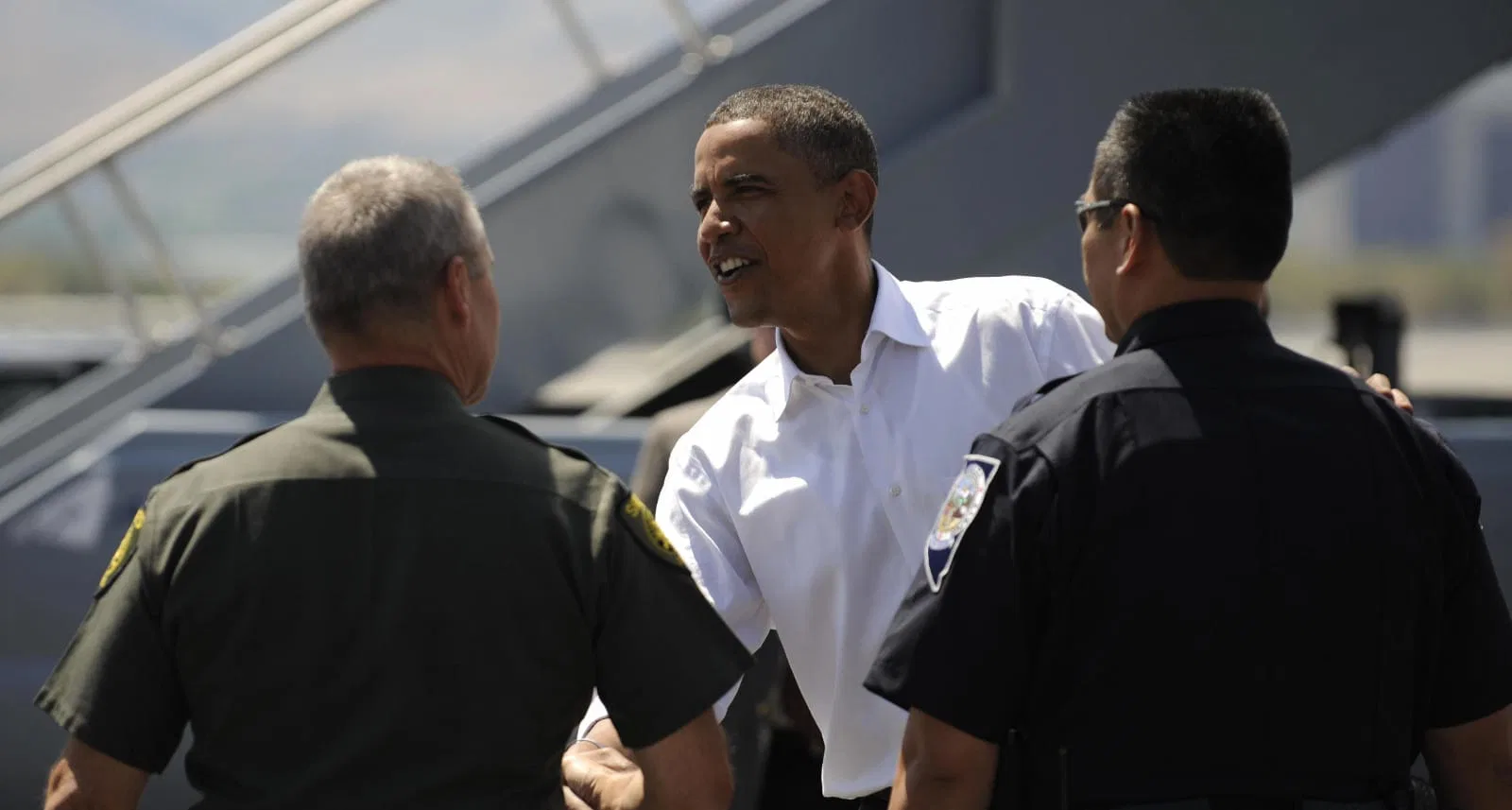 Obama's Washington D.C. Mansion Should Be Raided By FBI, Department of Justice, General Michael Flynn Says