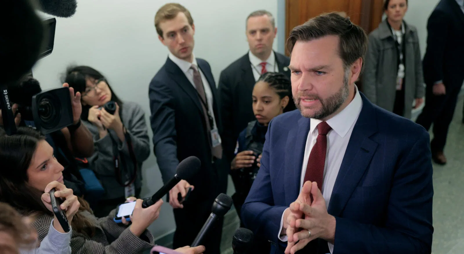 JD Vance Breathes Fire On Republican Turncoat Mitch McConnell And Others After They Vote Against trump's Brazil ...