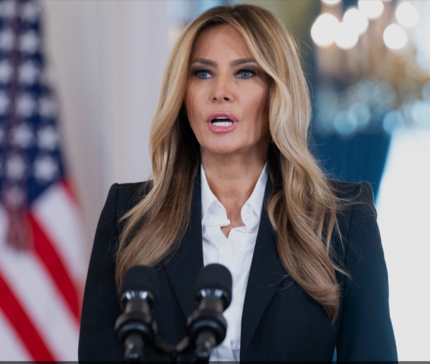 Melania Trump confirms that she tested positive for... See more