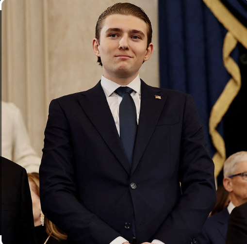 Just 25 Minutes Ago, Barron Trump Became Emotional During a Heartbreaking Puvbblic Statementgg....See more 👇