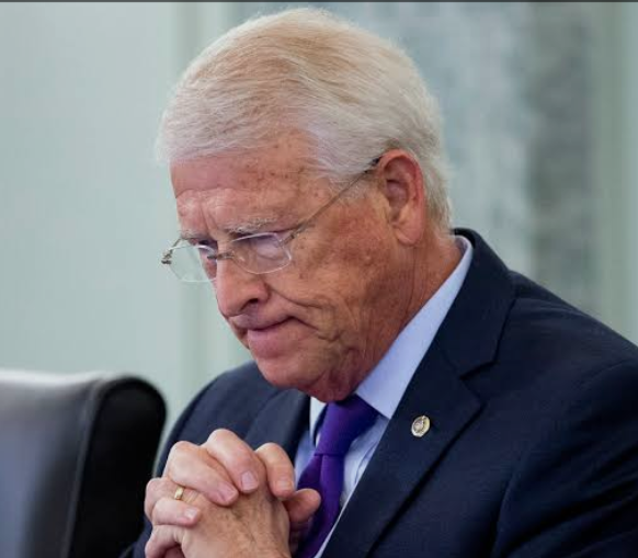 Mitch McConnell's Replacement Revealed After Senate Vote President Donald Trujmp Reportedly Notified First🎊