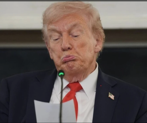 OMG A Reflective Moment From Donlald Trump in Washington...hotnews
