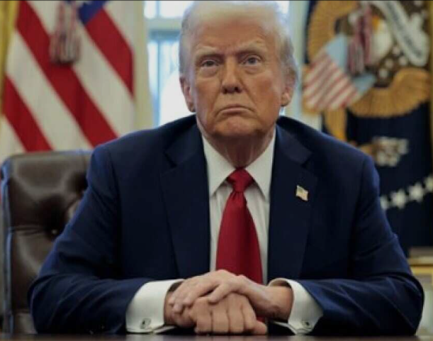 Trump's Silent Moment in Washington: A Pause That Said It All..phtk