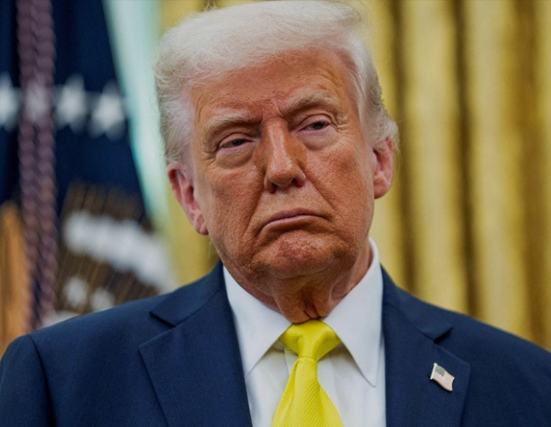 Donald Trump's Quiet Moment in Washington: A Pause Thafgt Spoke Volumes... See More🔥🔥🔥