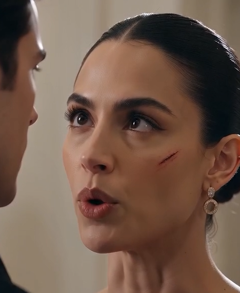 My Husband Slapped Me in Front of His Mistress—He Had No Idea I Owned Everything