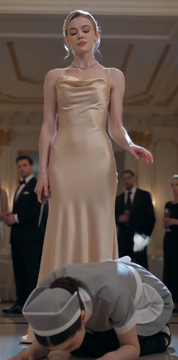 She Cut the Maid's Hair in Front of 200 Guests… Then Her Husband Said, "That's My Wife."