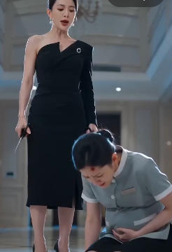 She Attacked the Pregnant Maid—Then Learned She Owned the House 😱