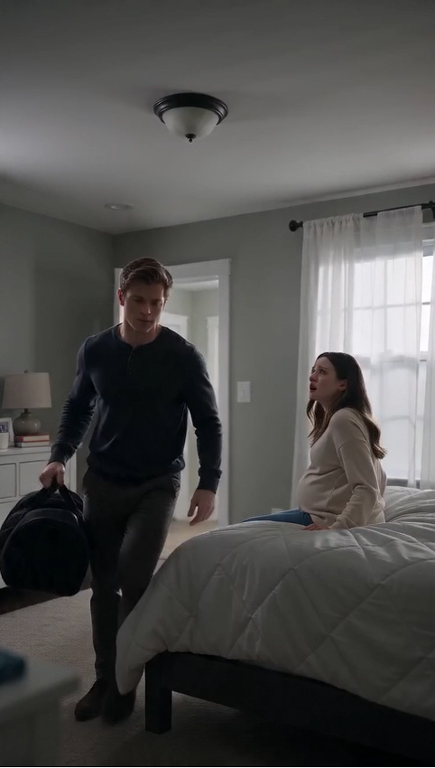 💔 HE WALKED OUT ON HIS PREGNANT WIFE... But the Truth Hidden in His Bag Destroyed Everything!