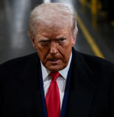 BREAKING: Donald Trump Reportedly Hospitalized — Sudden Development Sparks Concern 💔⚡as