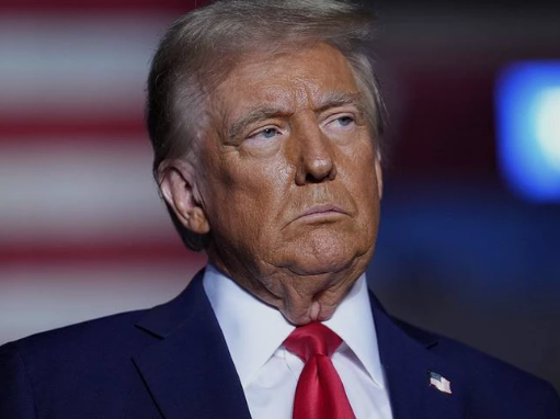 OMG Trump’s Quiet Moment in Washington: A Pause That Spoke Volumes hot...aa