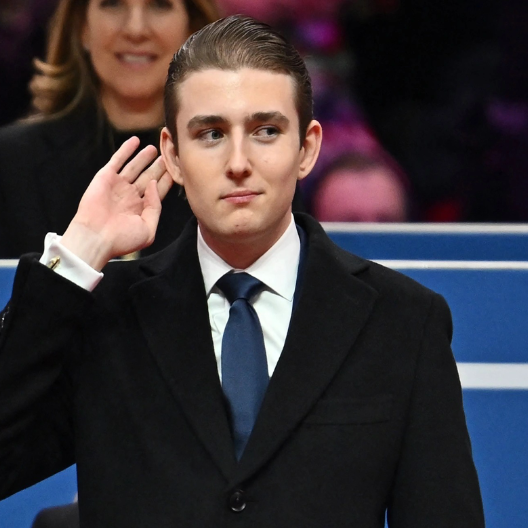 Just 30 Minutes Ago, Barron Trump.. breaks down in tears while making a heartbreaking announcement