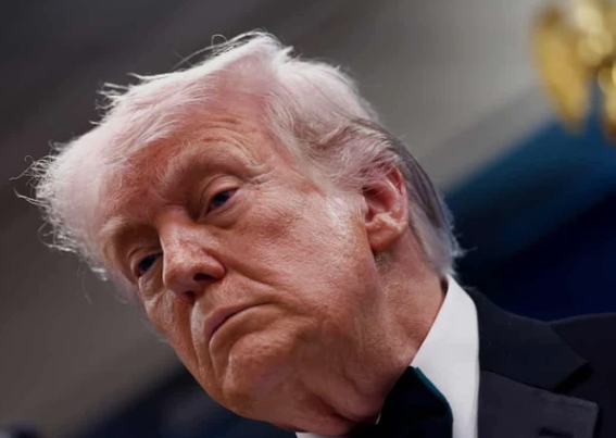 Omg: Donald Trump’s Quiet Moment in Washington : A Pause That Spoke Volumes… See More 👀a🔥