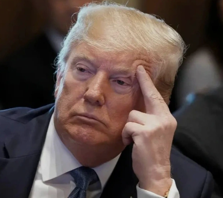 "SAD NEWS: JUST 30 MINUTES AGOIN WASHINGTON, D.C. TRUMP WAS CONFIRMEDAS... THE NATION CAN'T BELIEVE IT SEE MORE IN THE COMMENTS BELOW" 👇d
