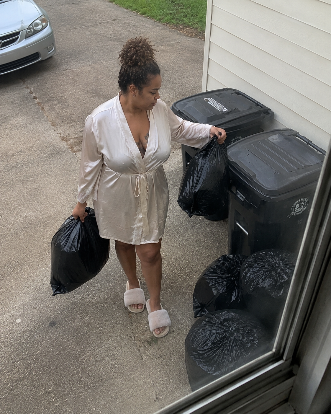 My Neighbor Kept Dumping Her Trash by My House Because She Didn't Want to Pay for Garbage Pickup – But She Wasn't Ready for What I Did Next