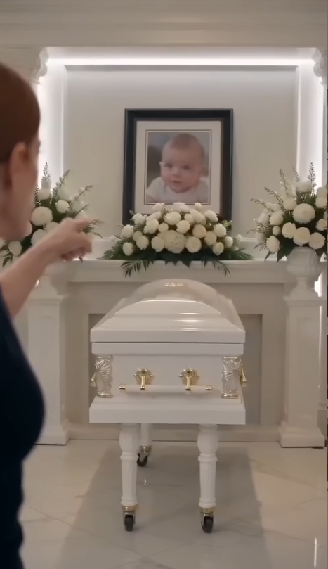 MY HUSBAND BROUGHT HIS MISTRESS TO OUR DAUGHTER'S FUNERAL—THEN THE DETECTIVES WALKED IN