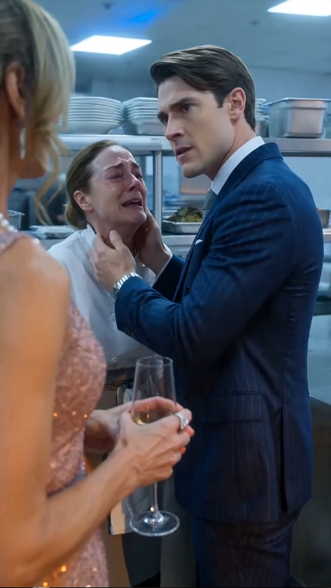 SHE SLAPPED THE CHEF IN FRONT OF THE ENTIRE KITCHEN… THEN ONE WHISPER BROUGHT THE BILLIONAIRE CEO TO HIS KNEES