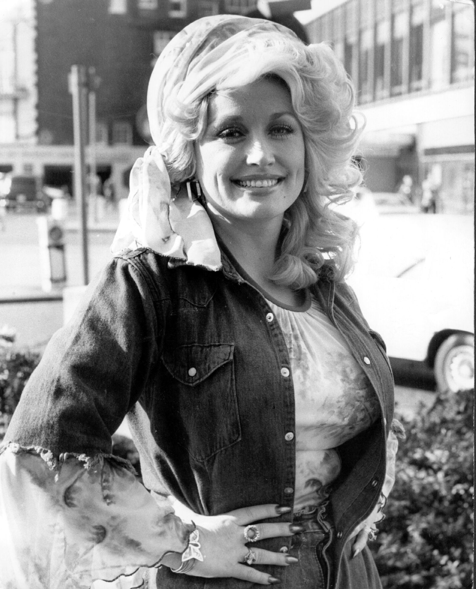 Penned in 1974, This Gentle Anthem Traded Heartbreak for the Most Stoic Farewell Ever Sung.