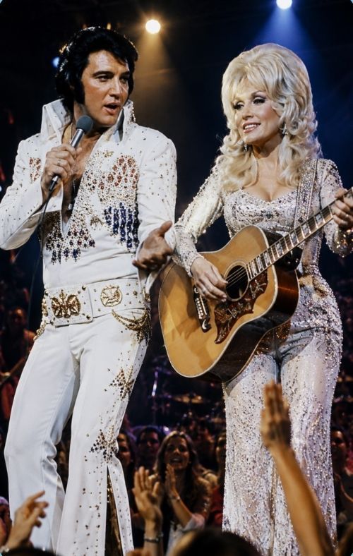 It was 1978, the golden age of country music television, when the CMA Awards were not just an industry even
