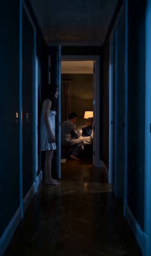 Cada Noche, Él Entraba en la Habitación de Su Madre… Y Lo Que Vi Cambió Mi Vida Para Siempre