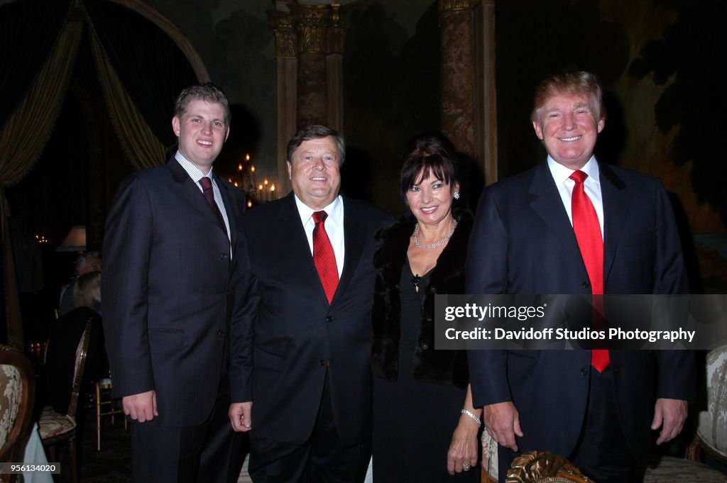 The Quiet Man Beside the Spotlight: Why One Figure Near the Trump Family Draws Attention