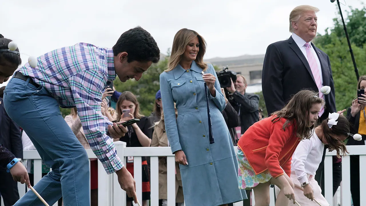 “THE MOMENT PEOPLE THOUGHT THEY SAW”: Why Melania Trump’s Expression Sparked So Much Attention